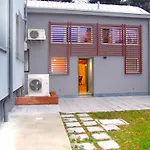 Lägenhet Modern Loft Near Bulciago