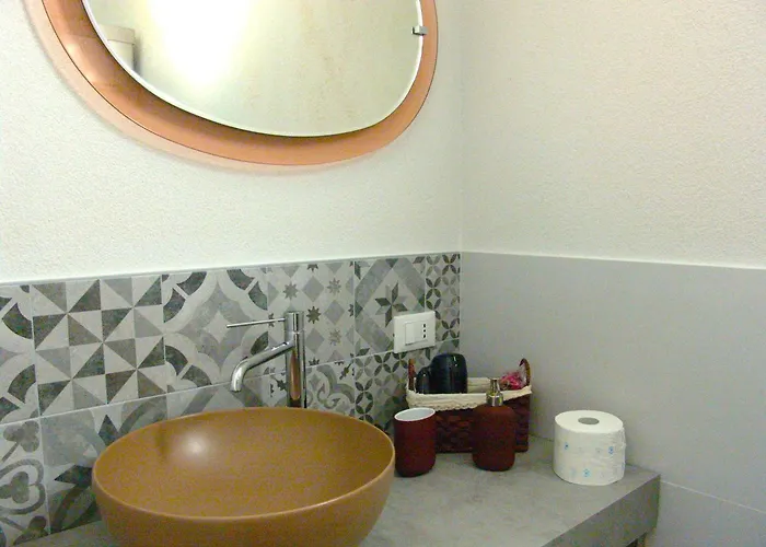 Modern Loft Near Bulciago