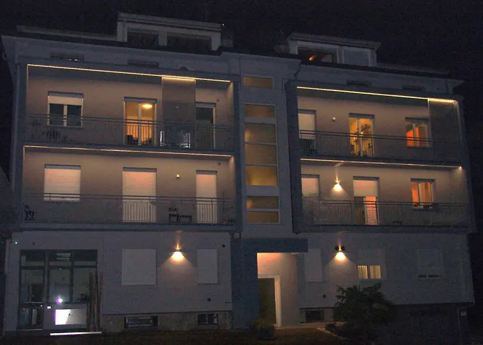 Modern Loft Near * Bulciago