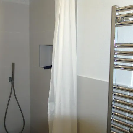 Modern Loft Near Lägenhet