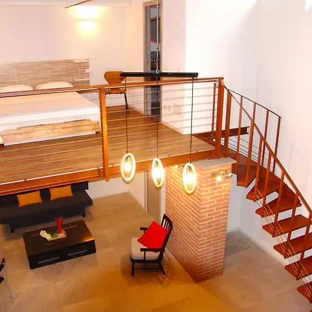 Lägenhet Modern Loft Near